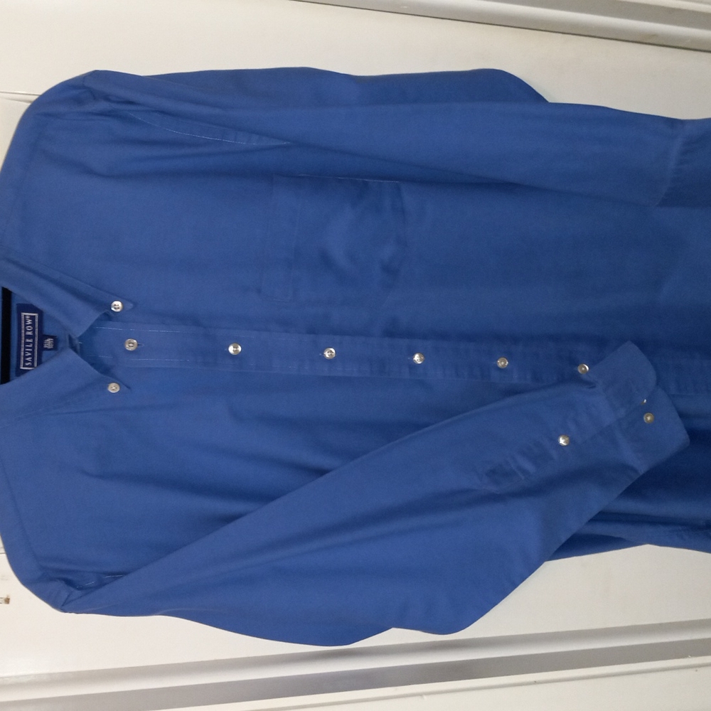 Savile Row shirt like new. 32/33.Neck is 15 1/2